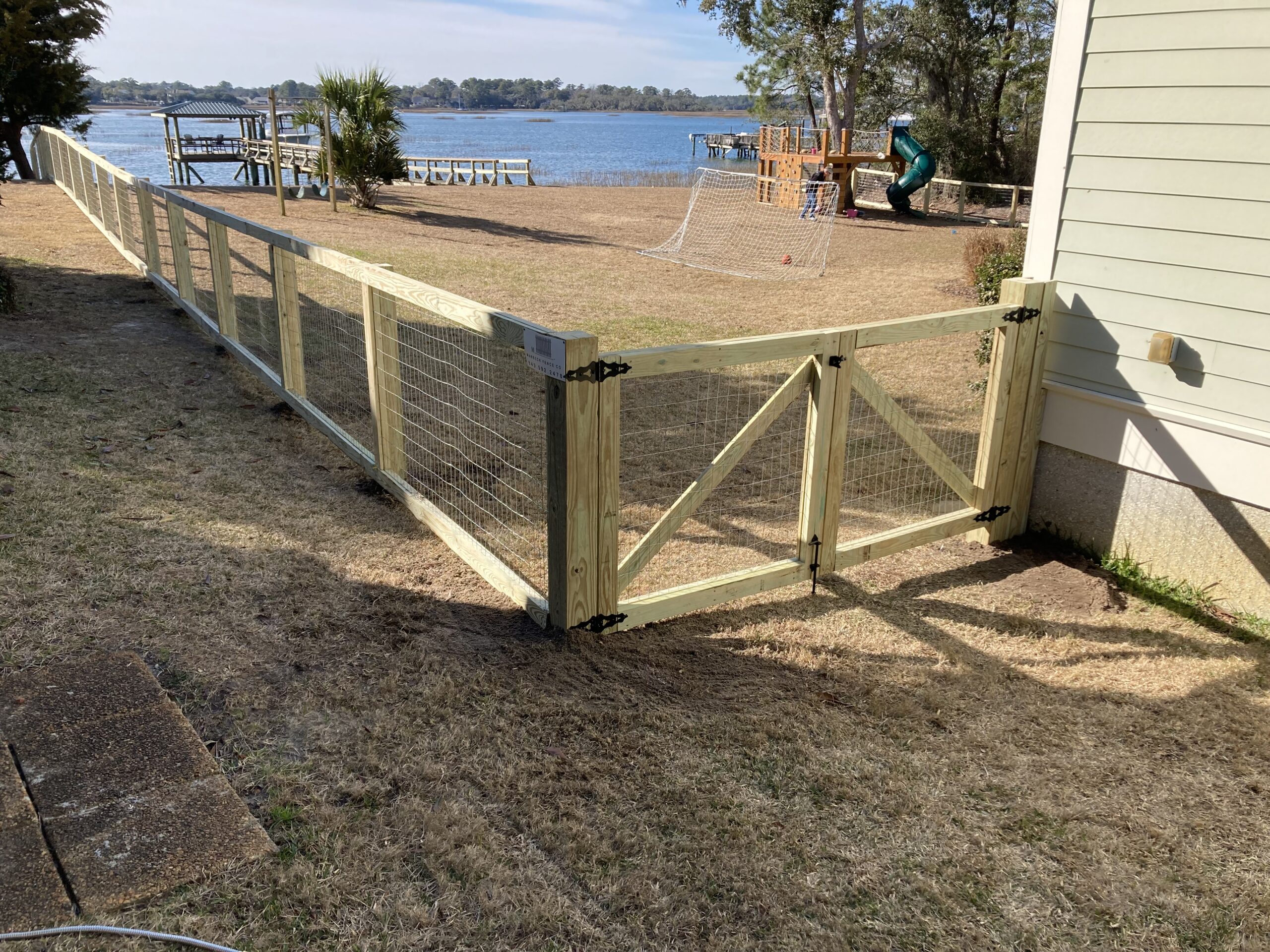 Fence & Gate Painting/Staining